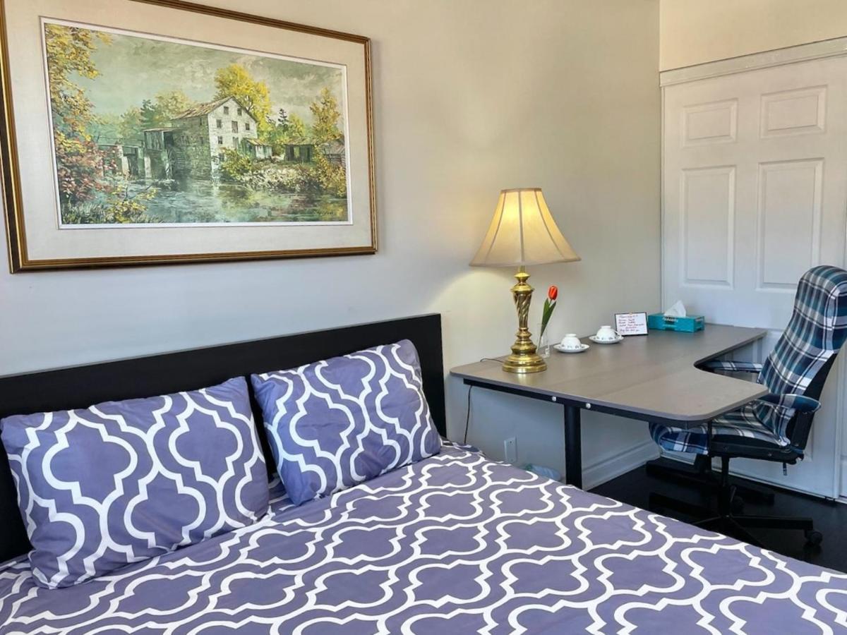 Btn Family-Style Bustling Area Self-Check-In So Fast Fiber Net Free Parking Apartment Toronto Bagian luar foto